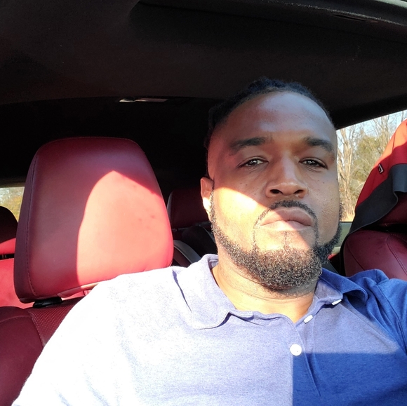 Meet your Posher, Chuck - Picture 2 of 2